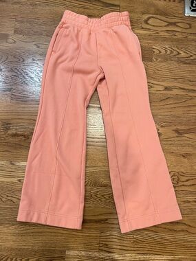 Fabletics Coral Straight-Leg sweat pants
